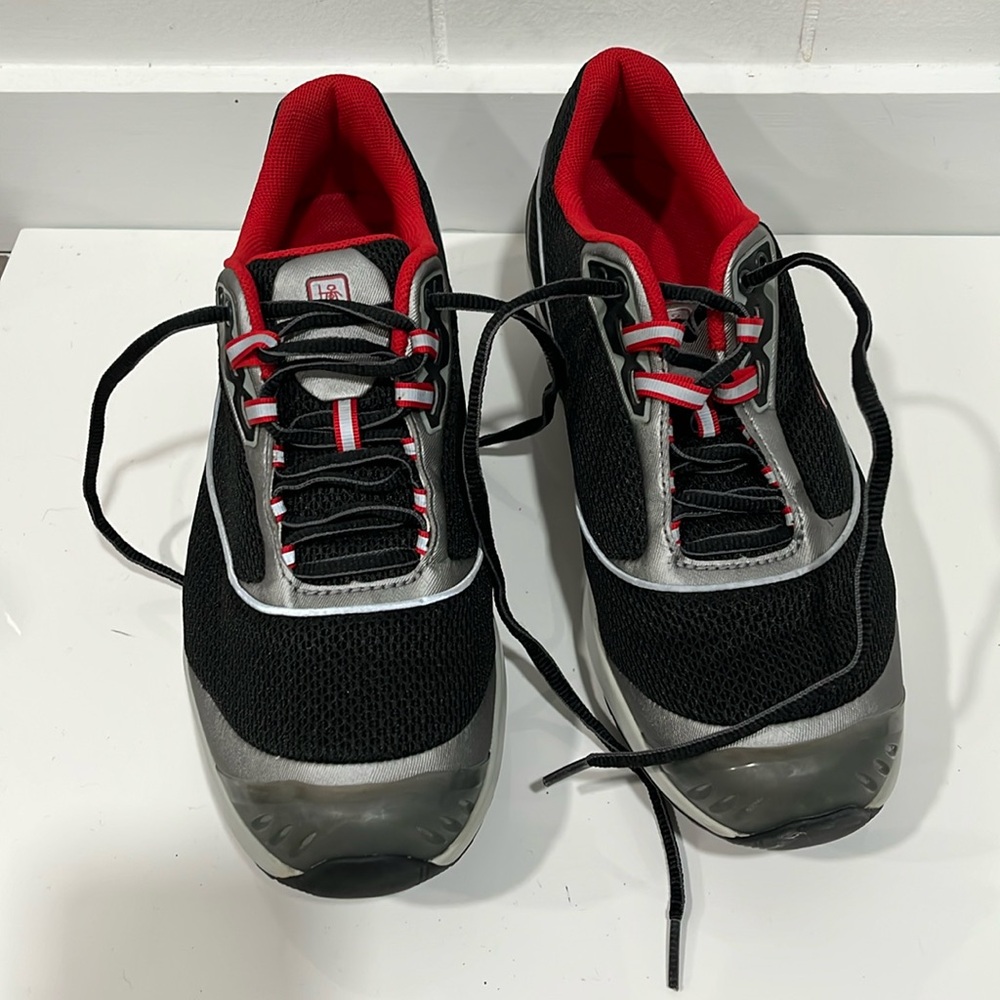 MBT KIMONDO Walking Shape Up Running Shoes 400215-03 Size 8,5 US  Black red